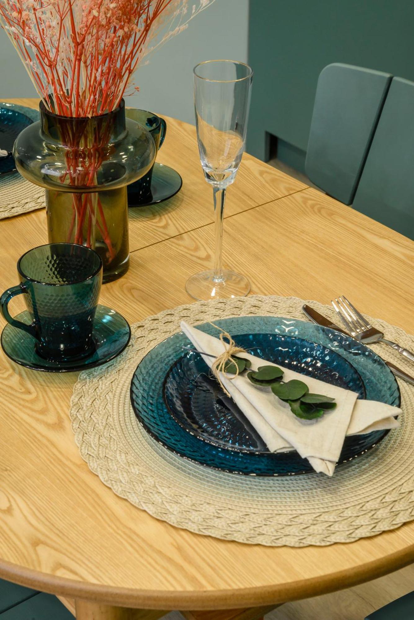 Mid-Century Charm Apartments В Центре Алматы 외부 사진