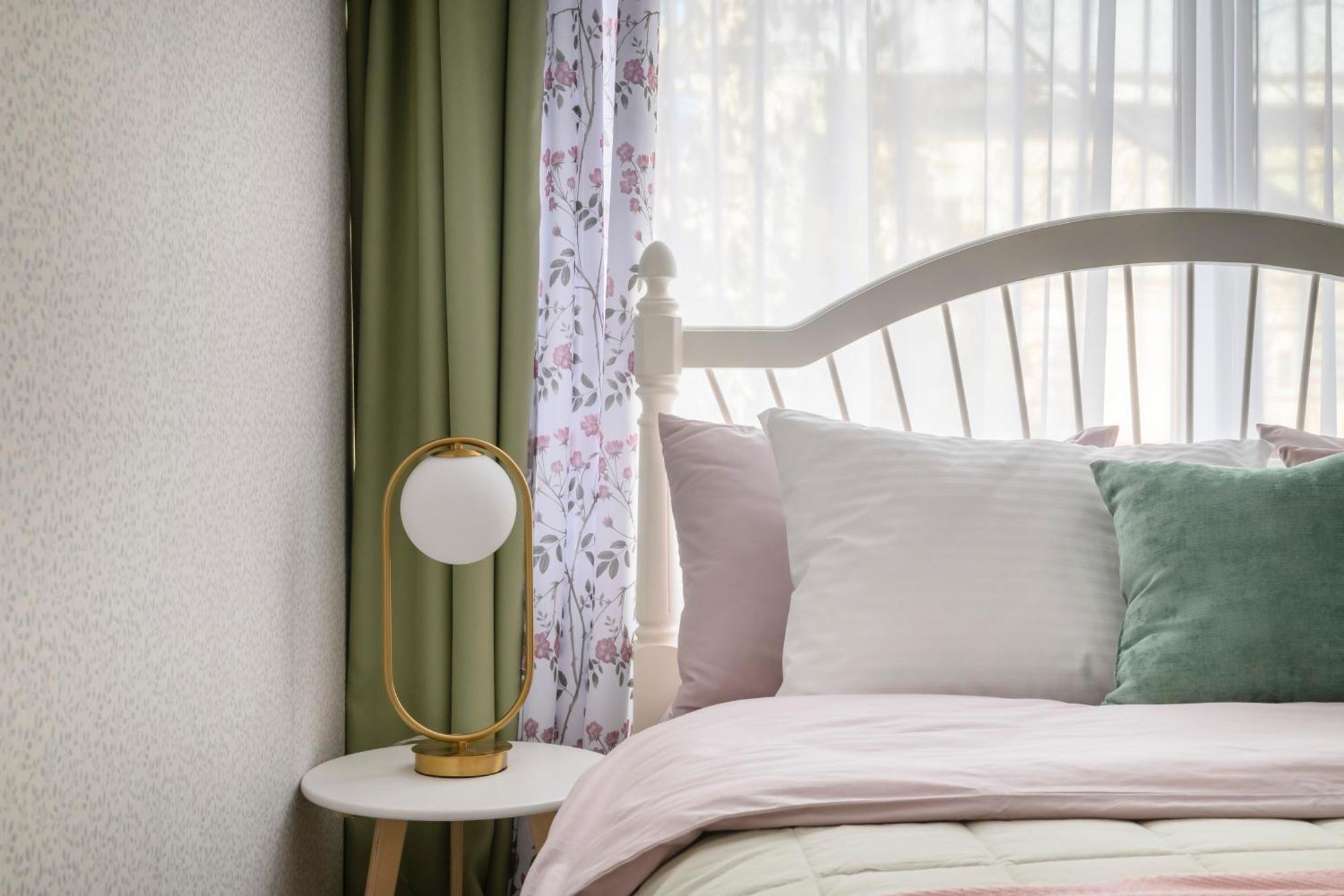Mid-Century Charm Apartments В Центре Алматы 외부 사진